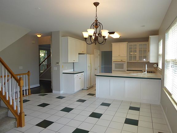 4th image of 7608 River Fork Dr