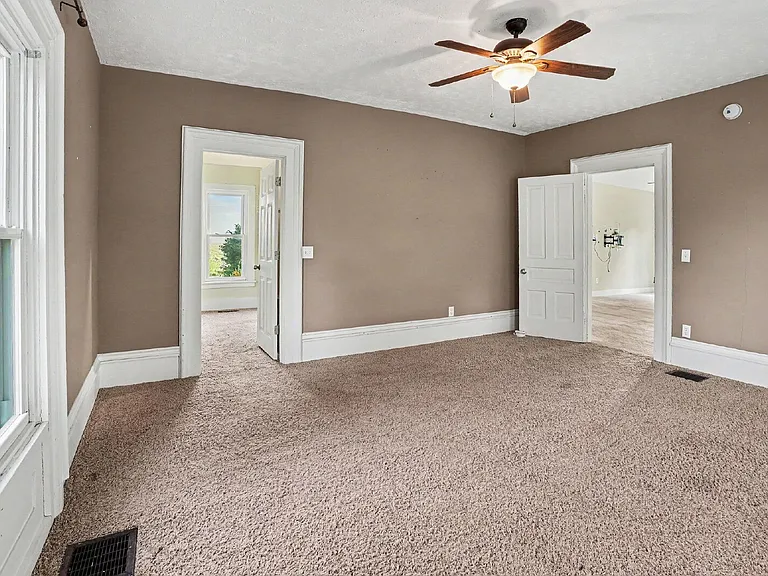 5749 Upton Rd — Photo 12