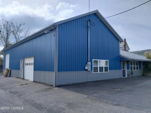 204 Penn St, Middleburg, PA 17842