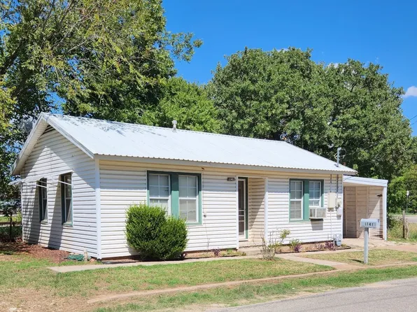 1141 W McNeill St, Stephenville, TX 76401