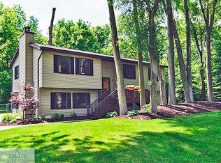 1705 Grovenburg Rd, Holt, MI 48842