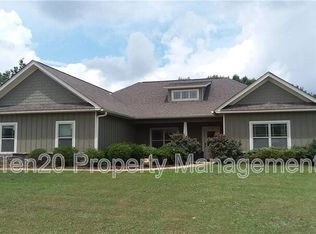 2 Golden Eagle Ct, Fort Mitchell, AL 36856