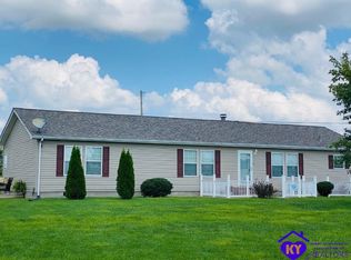 135 Ten Oaks Ln, Campbellsville, KY 42718