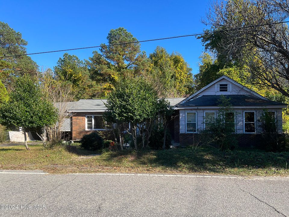 2nd image of 335 Lincoln Avenue