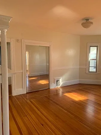 42 Barry St #2 — Photo 19