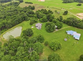 18578 Old Bundick Rd, Bryan, TX 77808
