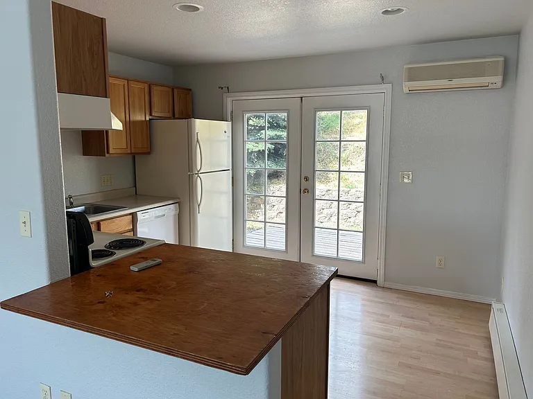 1201 Wineglass Ct #K — Photo 15