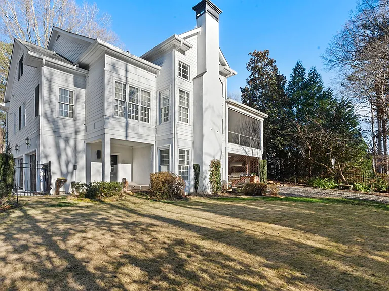 102 N Cove Dr — Photo 35