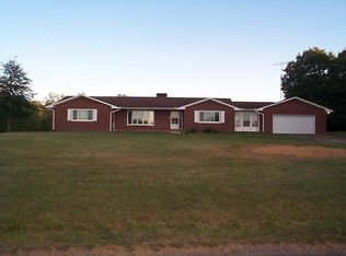 27615 Risch Rd, Rockbridge, OH 43149