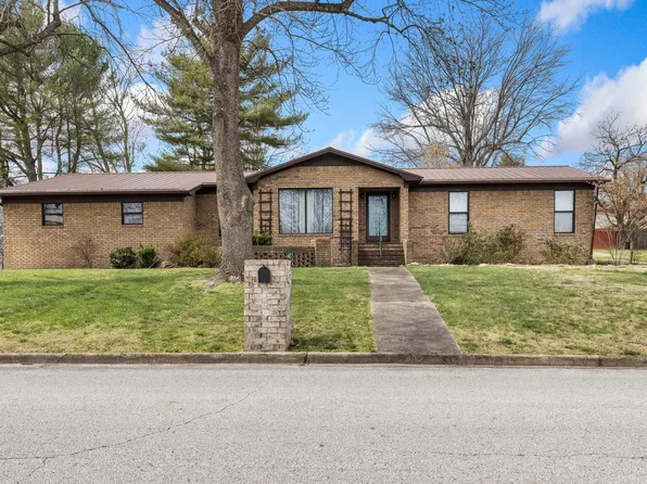 402 Tamarind St, Harrison, AR 72601