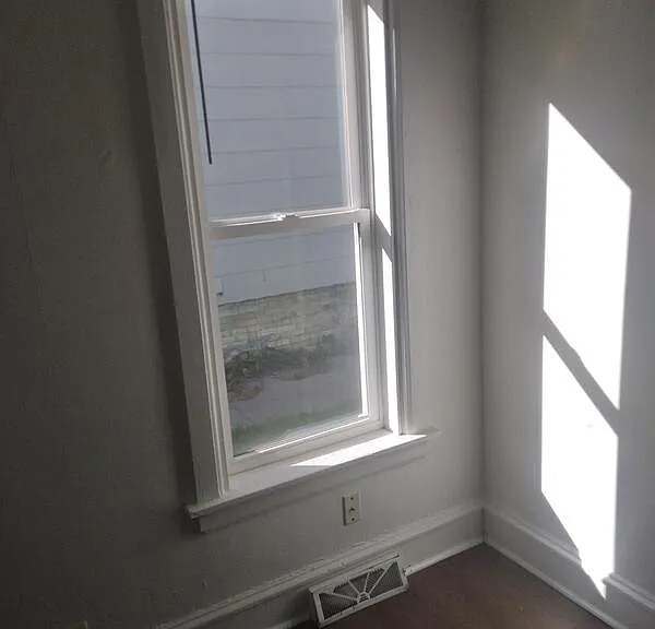 1013 Clara Ave — Photo 10