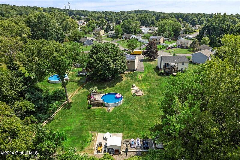 2nd image of 9 Andree Court