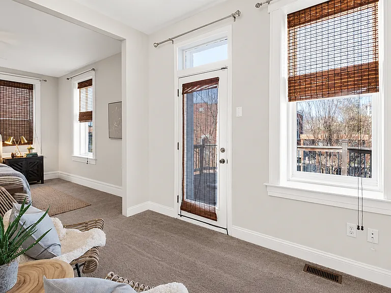 3323 Halliday Ave — Photo 47
