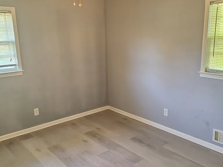 222 Timber Creek Ln SW — Photo 4