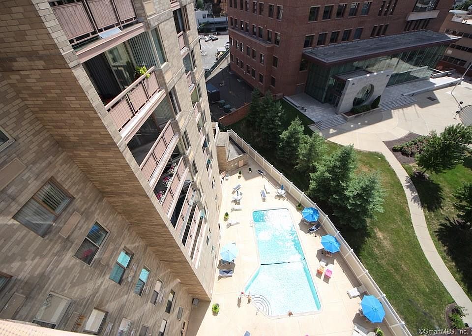 1st image of 143 Hoyt St APT 7K