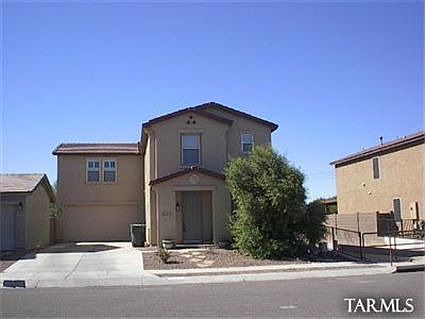 2-Story on private lot