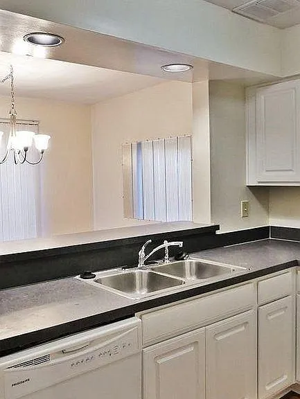 2925 Carriage Row Ln #213 — Photo 6