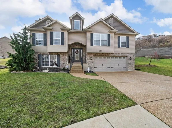 308 Eirene St, Arnold, MO 63010