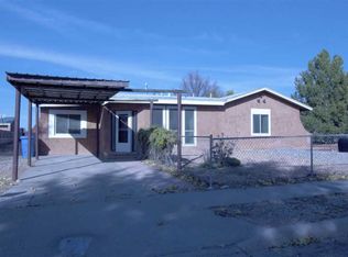 1713 W Shadowood Ln, Espanola, NM 87532