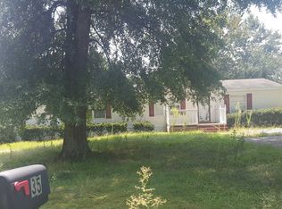 35 Robin Dr, Albertville, AL 35950