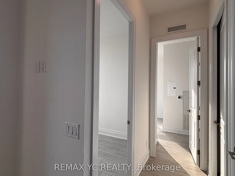 30 Elm Dr W #Penthouse 06 — Photo 13