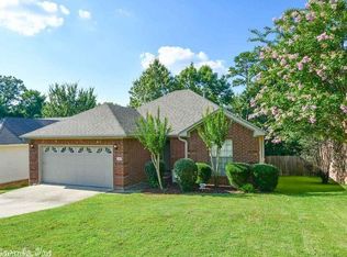 44 Garden Oaks Dr, Maumelle, AR 72113