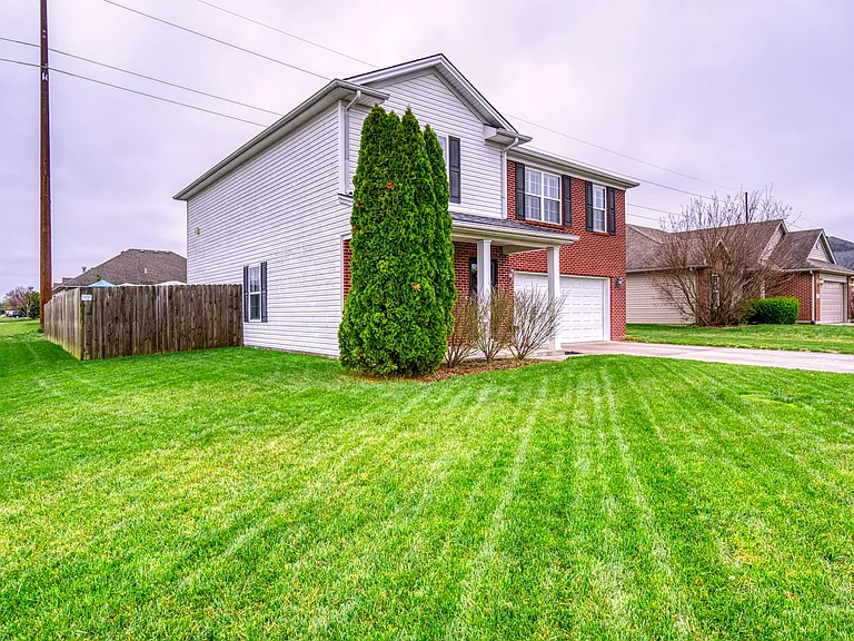 4880 Imperial Dr — Photo 43