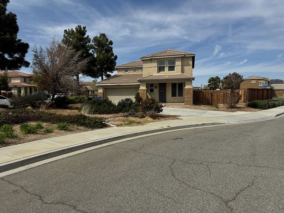 1st image of 15004 Riverview Ln