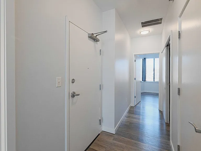 River Rock Apartments — Photo 102