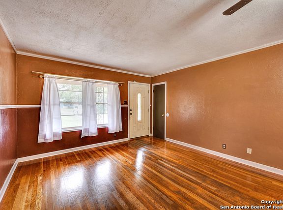 2nd image of 143 Mountridge Dr