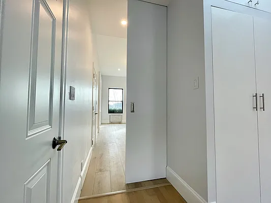 Rented by (Legacy) Elegran | media 13