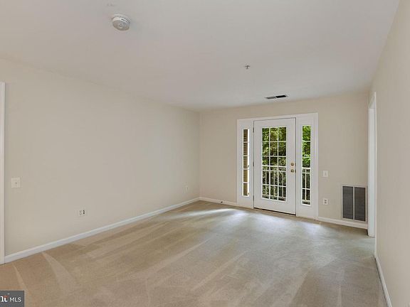 3rd image of 18819 Sparkling Water Dr #3/202