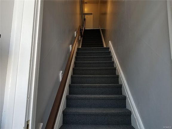 3rd image of 1 Broadway #1