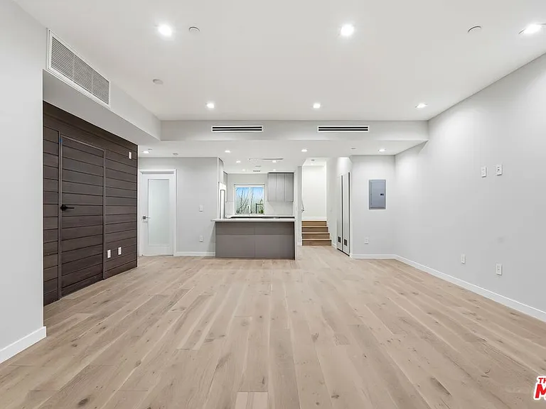 1006 Hancock Ave #C — Photo 3