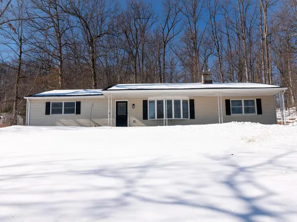 6152 Pigeon Hill Rd, Spring Grove, PA 17362
