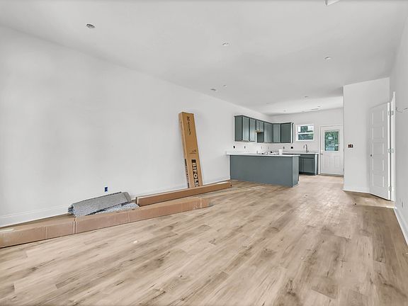 4th image of 42 Dixon Dr Lot 25