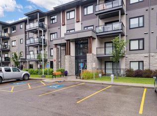 524 Griesbach Parade NW #420, Edmonton, AB