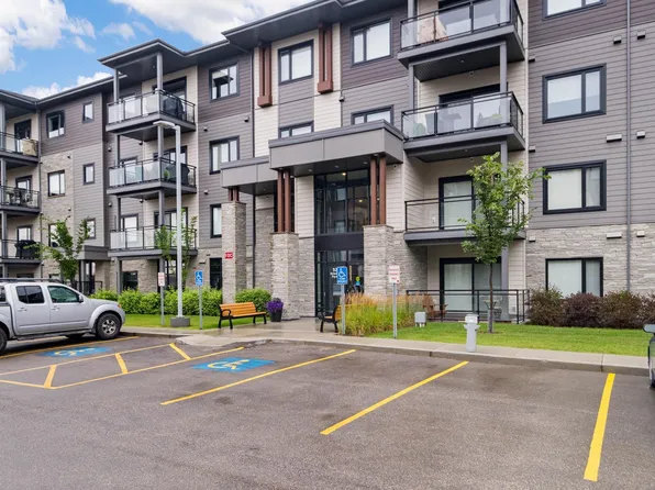 524 Griesbach Parade NW #420, Edmonton, AB T5E 6V9