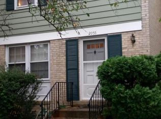 2055 Mayflower Dr, Woodbridge, VA 22192