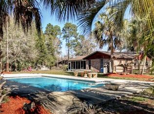 1557 Surrey Glen Cv, Middleburg, FL 32068