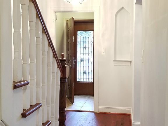 4th image of 6759 Groton St