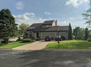 318 Jenna Dr, Verona, WI 53593