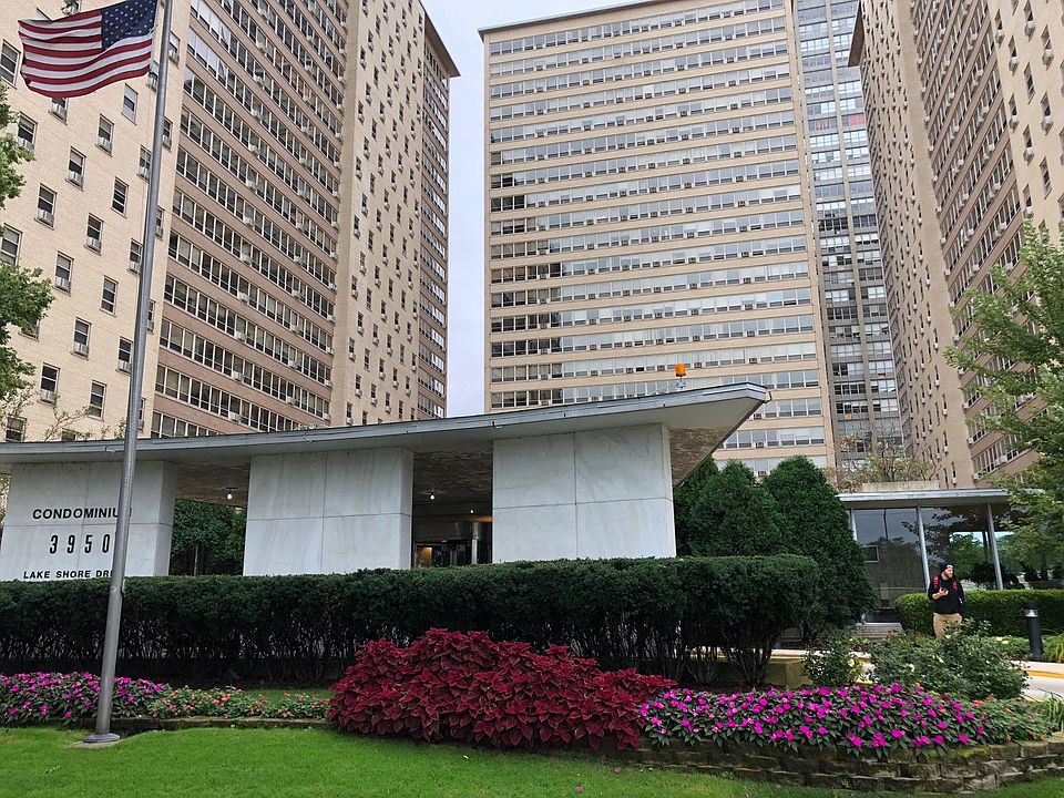 1st image of 3950 N Lake Shore Dr APT 1618C