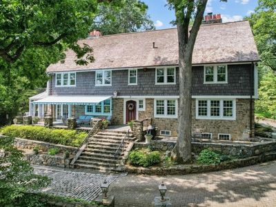 7 Essex Place, Yonkers, NY, 10708