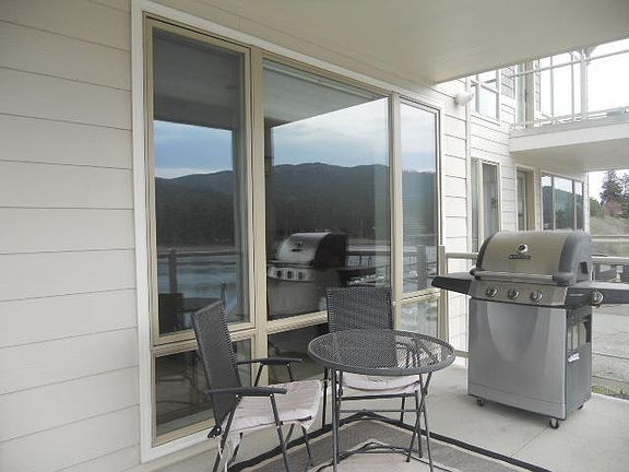 2nd image of 415 W Waterside Dr APT 302