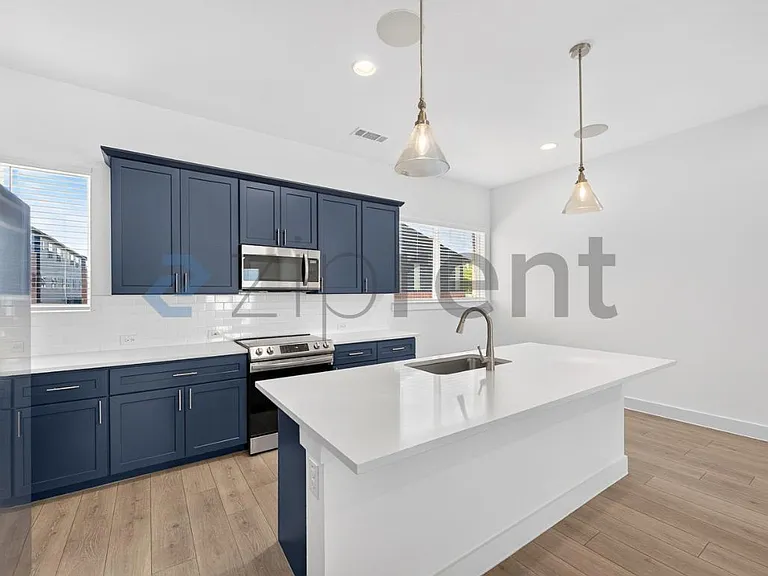 1733 W Cantey St — Photo 18