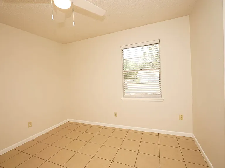 260 Glenview Ave — Photo 22