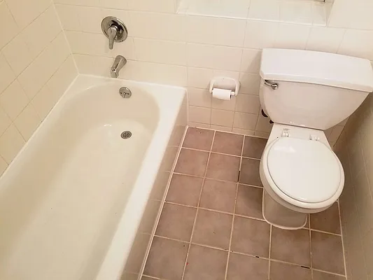 Rented by THOMAS F CAMPENNI CO | media 22