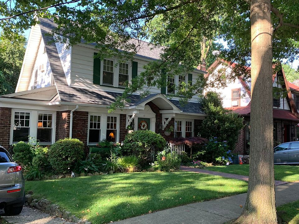 1st image of 61 Penbroke Ave