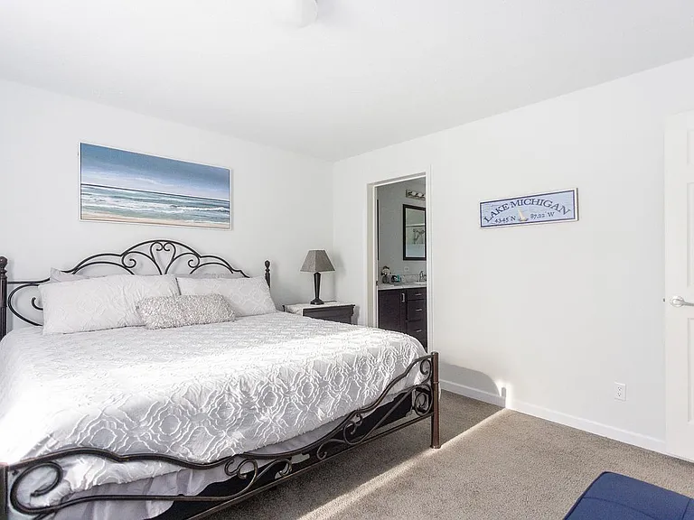9516 Randolph St — Photo 10